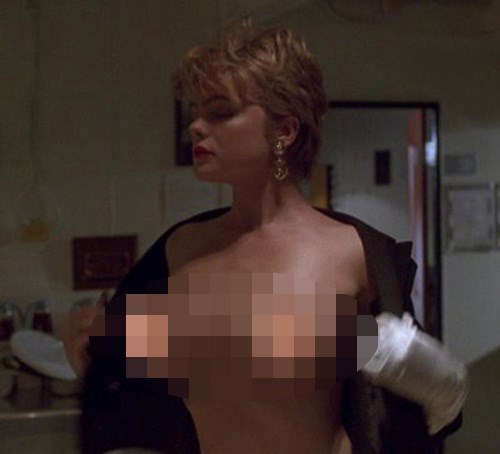 Sao Hollywood và những cảnh nude “nóng bỏng”