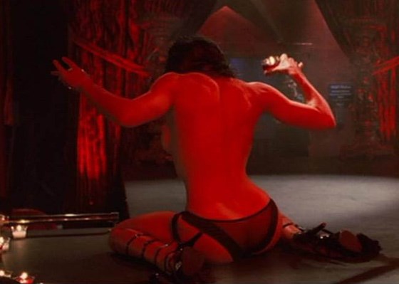 Sao Hollywood và những cảnh nude “nóng bỏng”