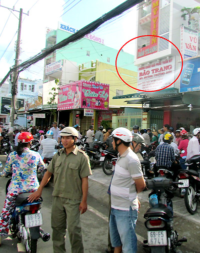 Cướp thẩm mỹ viện ban ngày, lấy đi hàng trăm triệu đồng