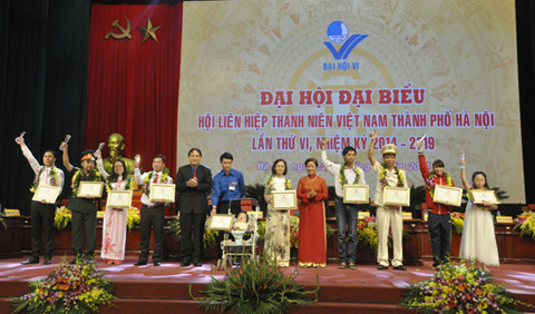 Chuyện về nữ Phó GS trẻ của dòng họ Nguyễn Lân