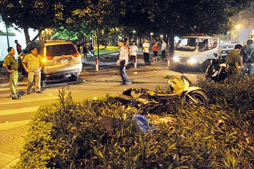 Bị cho là tài xế xe “điên” gây tai nạn,thanh niên bị đánh túi bụi