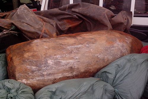 Lại phát hiện bom “khủng” nặng hơn 350kg Lại phát hiện bom “khủng” nặng hơn 350kg