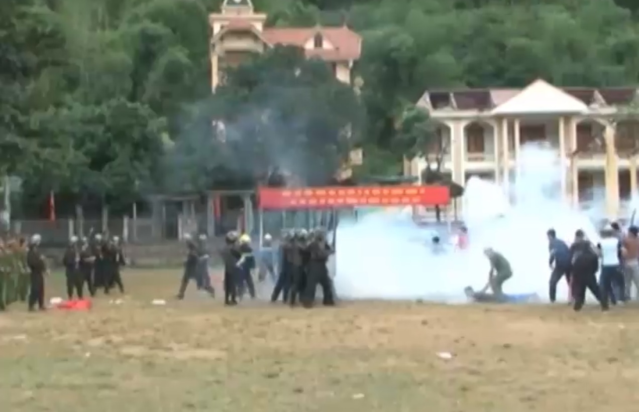 Lần đầu tiên Mai Châu – Hòa Bình diễn tập phòng, chống khủng bố Lần đầu tiên Mai Châu – Hòa Bình diễn tập phòng, chống khủng bố