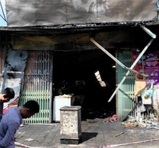 Hà Nội: Cháy cửa hàng tạp hóa, 5 người thương vong