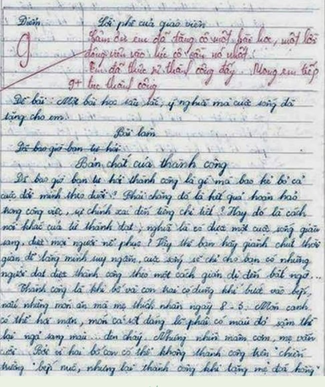 “Sốt” với bài văn của học sinh khiến cô giáo trầm trồ thán phục “Sốt” với bài văn của học sinh khiến cô giáo trầm trồ thán phục