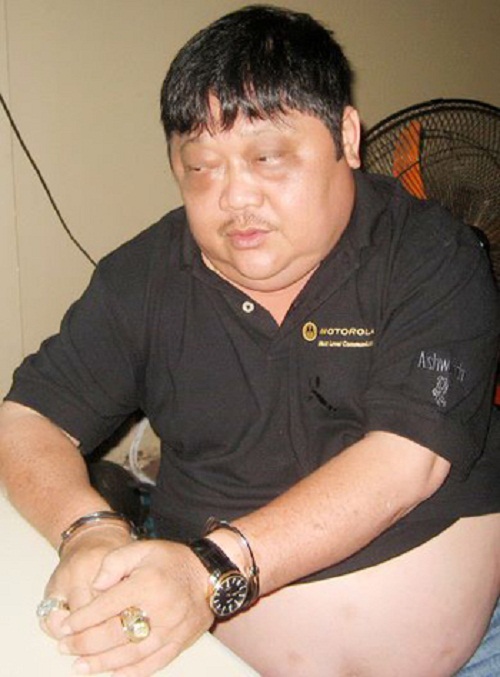 Đại gia Việt: 'Giải đen' bằng gái trinh và thuốc kích thích Đại gia Việt: 'Giải đen' bằng gái trinh và thuốc kích thích