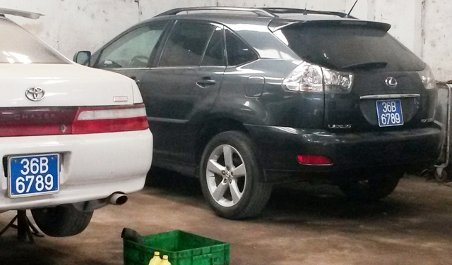 Điểm mặt những cặp xe sang chung biển số siêu đẹp