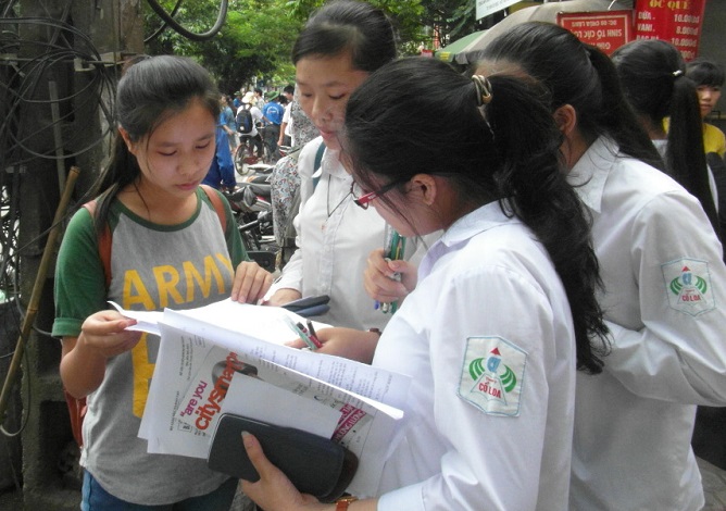 Đợt 2 kỳ thi ĐH 2014: Đề Toán khối B, D mang tính phân loại cao