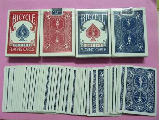 Bắt đối tượng tàng trữ quân bài tú lơ khơ có chất phóng xạ Bắt đối tượng tàng trữ quân bài tú lơ khơ có chất phóng xạ