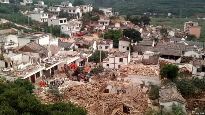 Vụ động đất ở TQ: Lãnh đạo Đảng, Nhà nước VN gửi điện thăm hỏi