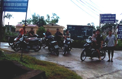 Hà Nội: Hai vợ chồng bị điện giật chết vẫn nắm tay nhau
