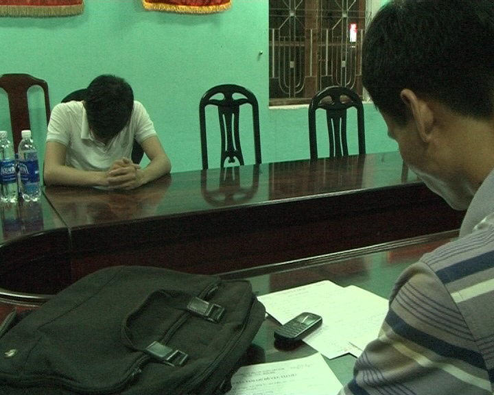 Vụ uy hiếp người yêu:Hung thủ chỉ muốn biết tại sao lại chia tay? Vụ uy hiếp người yêu:Hung thủ chỉ muốn biết tại sao lại chia tay?