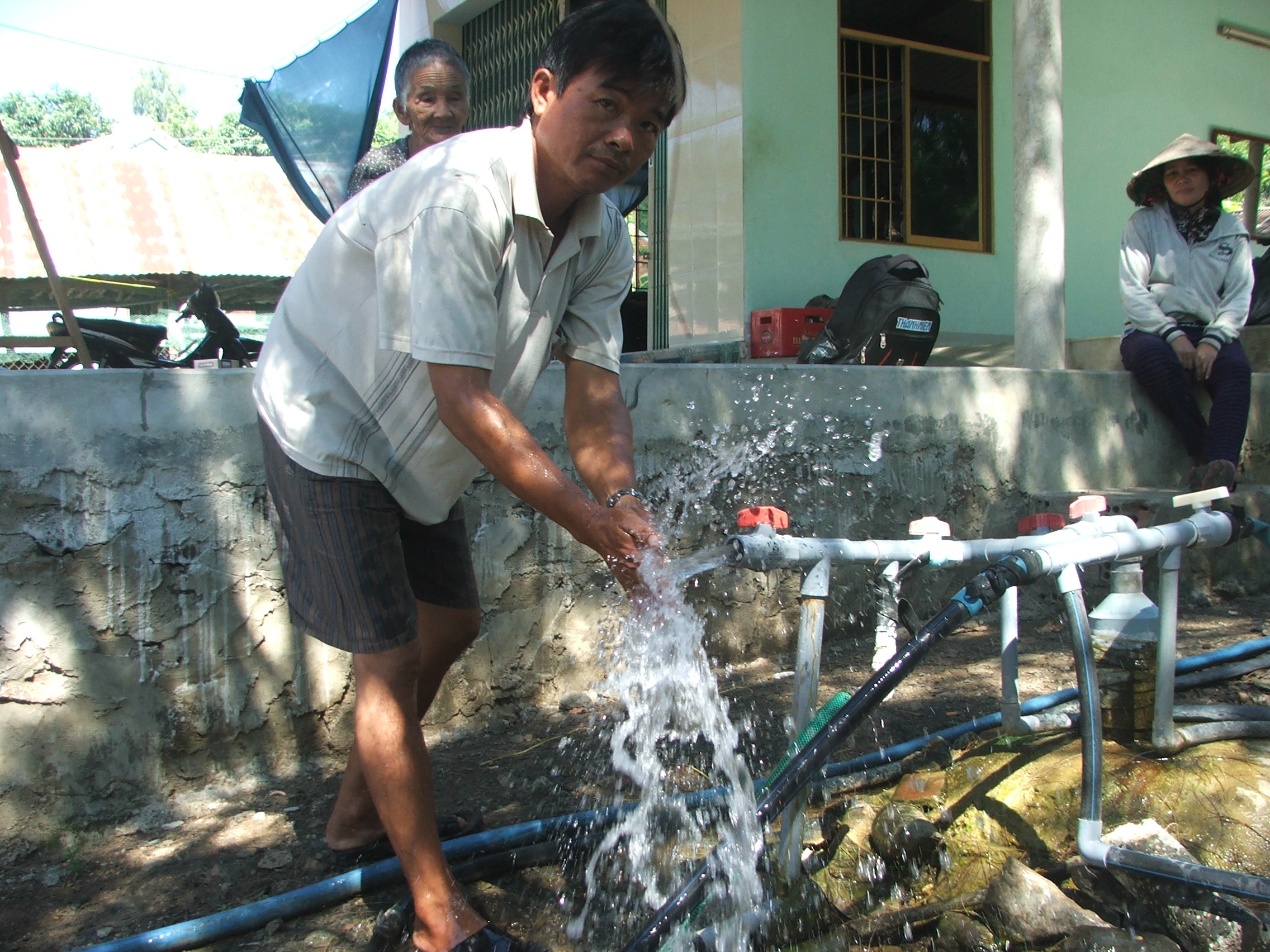 Xuất hiện “trạm cấp nước” lạ thường