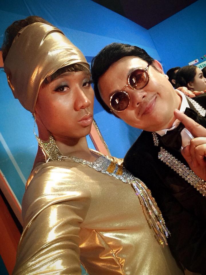 “Ơn giời, cậu đây rồi”: Dàn sao Hollywood nhí nhảnh tạo dáng