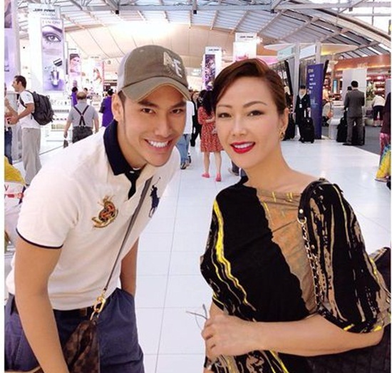 Ngắm những bà mẹ xinh đẹp, trẻ trung của sao Việt