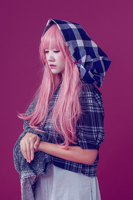 Hari Won tóc hồng rực chào đón Halloween