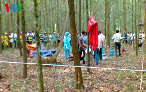 Nghệ An: Nghi vấn vụ học sinh lớp 9 treo cổ trong vườn tràm Nghệ An: Nghi vấn vụ học sinh lớp 9 treo cổ trong vườn tràm