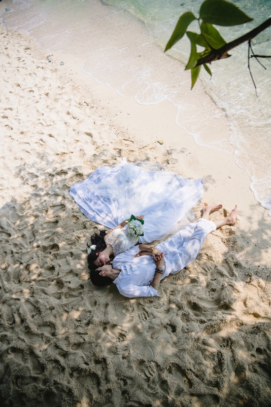 Huyền Lizzie khoe ảnh cưới lãng mạn