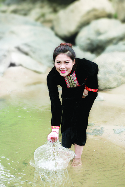 Ngắm vẻ đẹp danh bất hư truyền của con gái xứ Tuyên