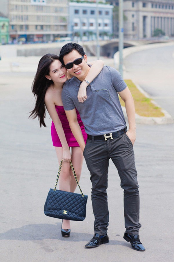 Vũ Khắc Tiệp thể hiện tình cảm với Ngọc Trinh