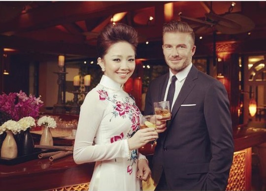 Những bộ cánh Tóc Tiên đã diện khi đồng hành cùng Beckham