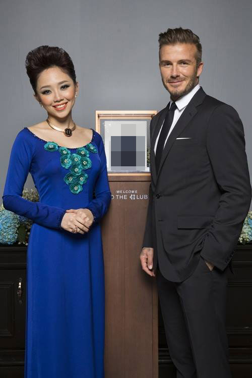Những bộ cánh Tóc Tiên đã diện khi đồng hành cùng Beckham