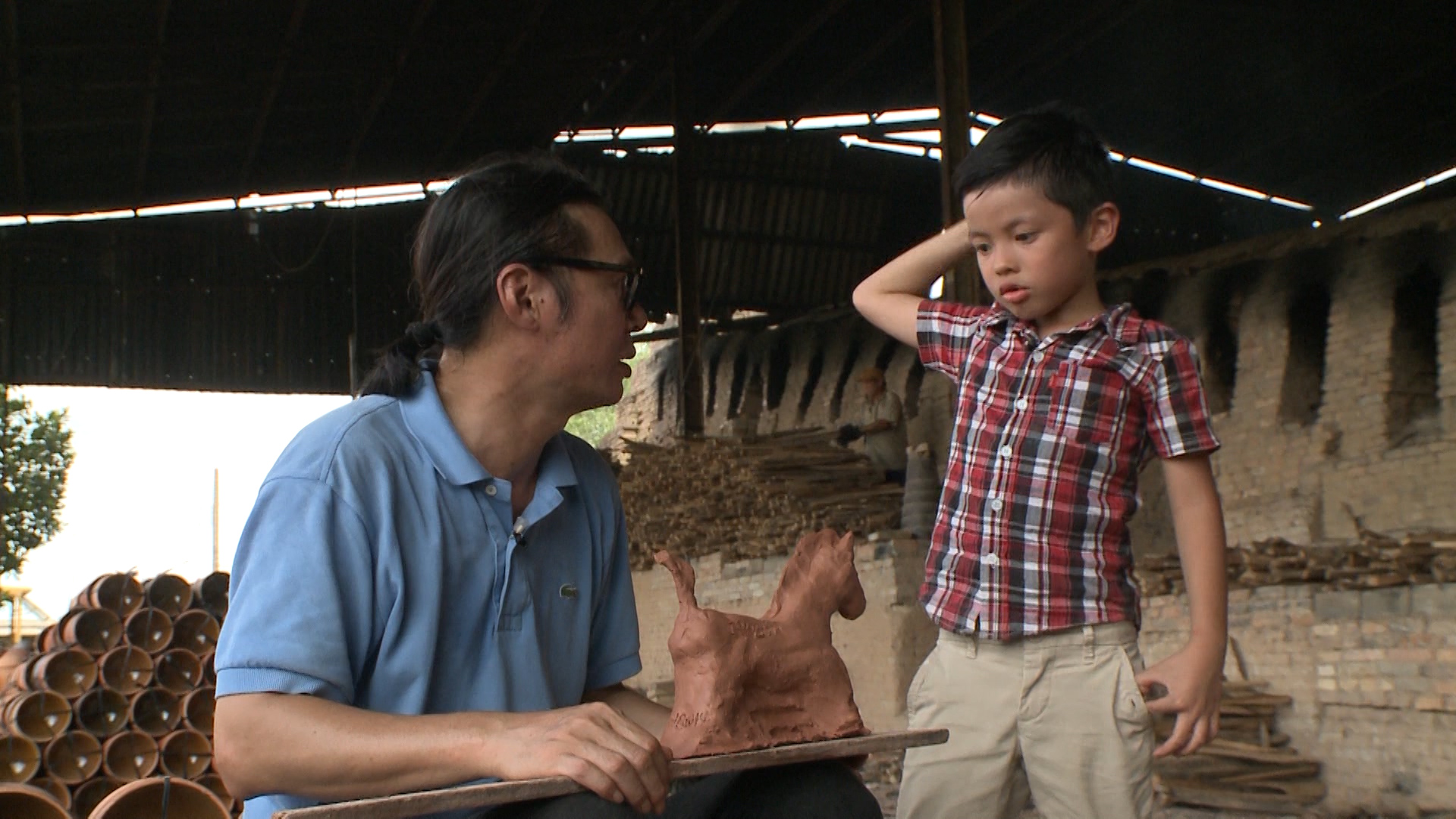 Bố ơi mình đi đâu thế Tập 3: Bố con trổ tài nặn tượng