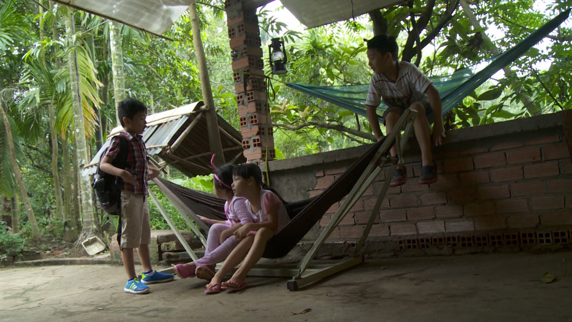 Bố ơi mình đi đâu thế Tập 3: Bố con trổ tài nặn tượng