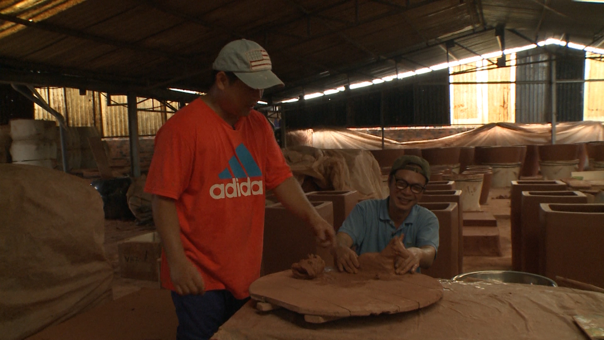 Bố ơi mình đi đâu thế Tập 3: Bố con trổ tài nặn tượng