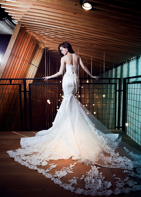 Ngắm Hồ Ngọc Hà yêu kiều diện váy cưới