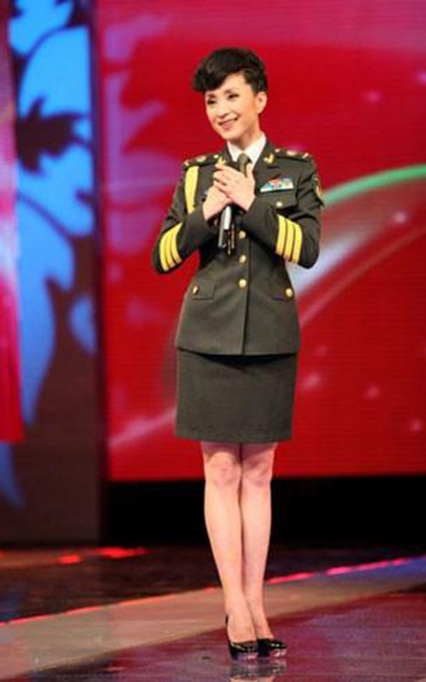 Nhan sắc như tiên nữ của... bồ “chung” cả loạt quan tham TQ Nhan sắc như tiên nữ của... bồ “chung” cả loạt quan tham TQ