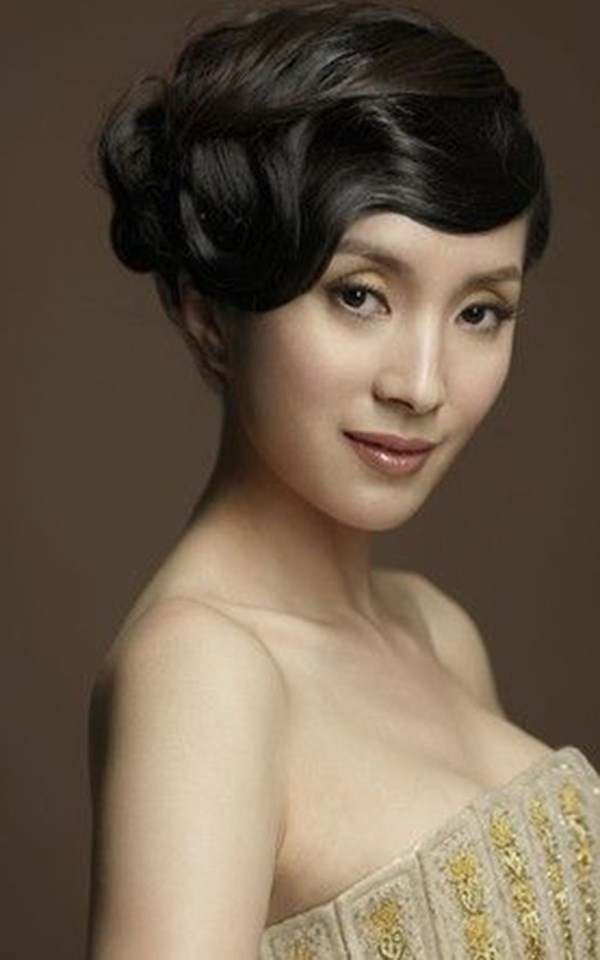 Nhan sắc như tiên nữ của... bồ “chung” cả loạt quan tham TQ Nhan sắc như tiên nữ của... bồ “chung” cả loạt quan tham TQ