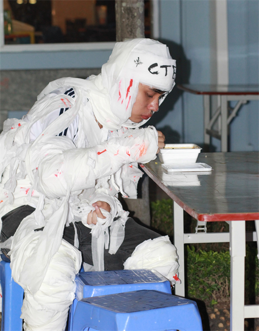 Giật mình Halloween 