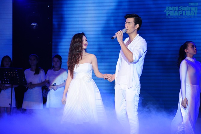 Cặp đôi hoàn hảo 2014: Hoàng Yến - Hà Duy giành điểm số tuyệt đối