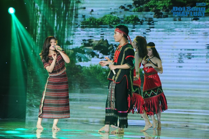 Cặp đôi hoàn hảo 2014: Hoàng Yến - Hà Duy giành điểm số tuyệt đối