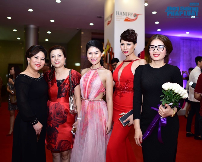 Phim 16+ của Vũ Hoàng Điệp được vinh danh tại LHP Quốc tế Hà Nội