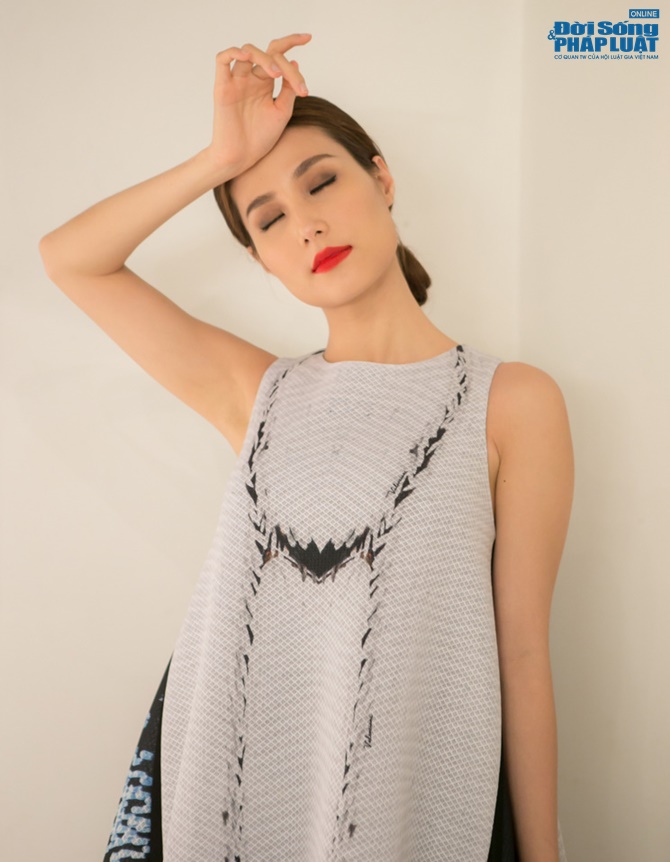 Diễm My làm nàng thơ của Valenciani