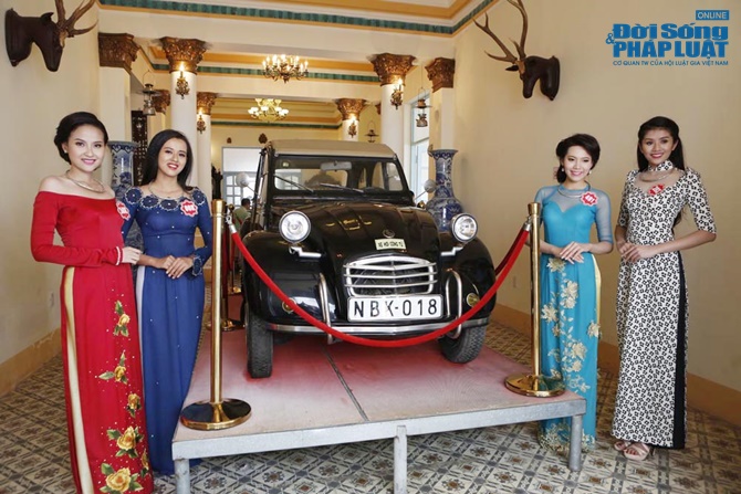 Thí sinh Hoa hậu Việt Nam thăm nhà công tử Bạc Liêu