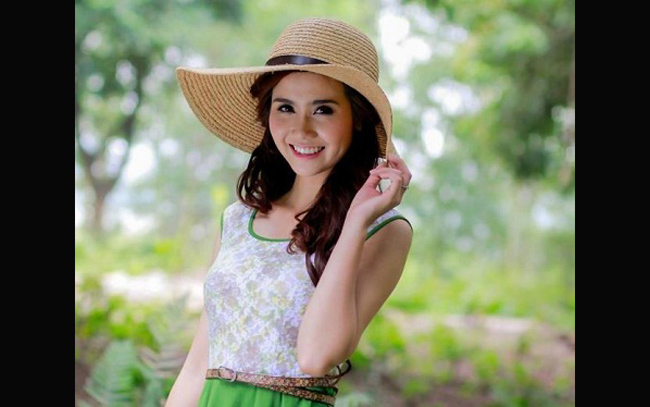 Những cô vợ sắp cưới “đẹp nức tiếng” của sao Việt 