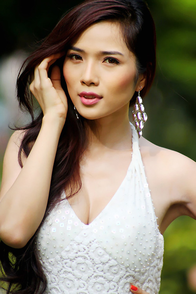 Những cô vợ sắp cưới “đẹp nức tiếng” của sao Việt 