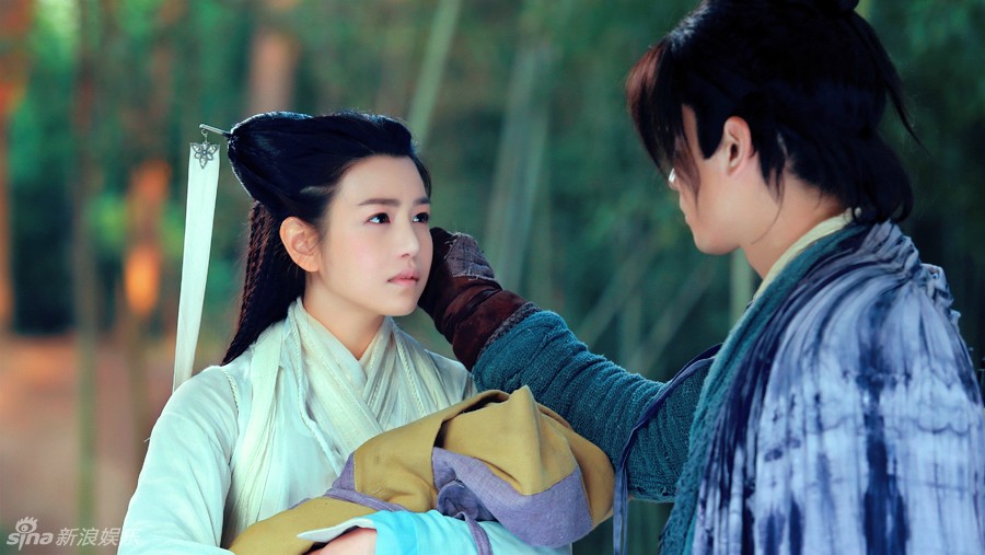 Dương Quá - Tiểu Long Nữ nhìn nhau đầy trìu mến