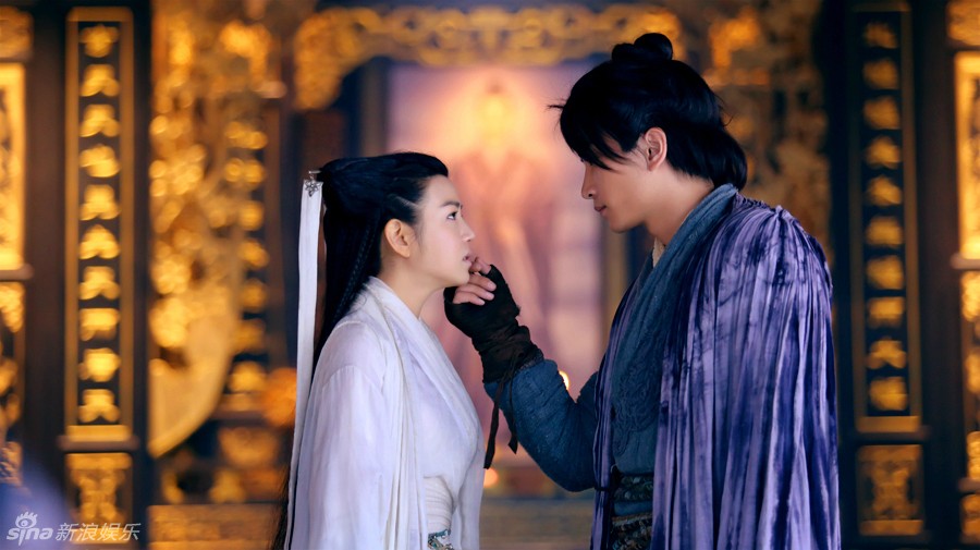 Dương Quá - Tiểu Long Nữ nhìn nhau đầy trìu mến