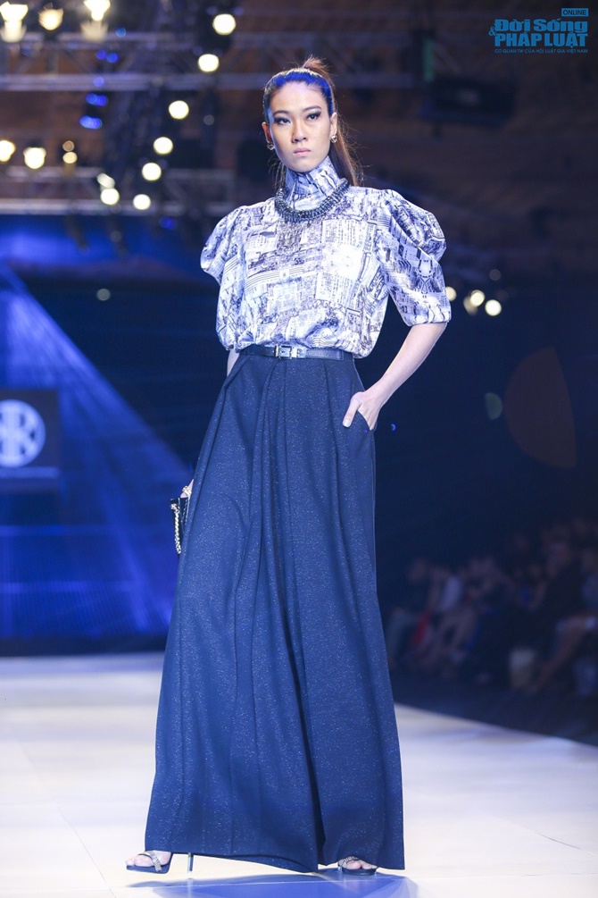 BST của Chung Thanh Phong khiến tín đồ thời trang sửng sốt BST của Chung Thanh Phong khiến tín đồ thời trang sửng sốt