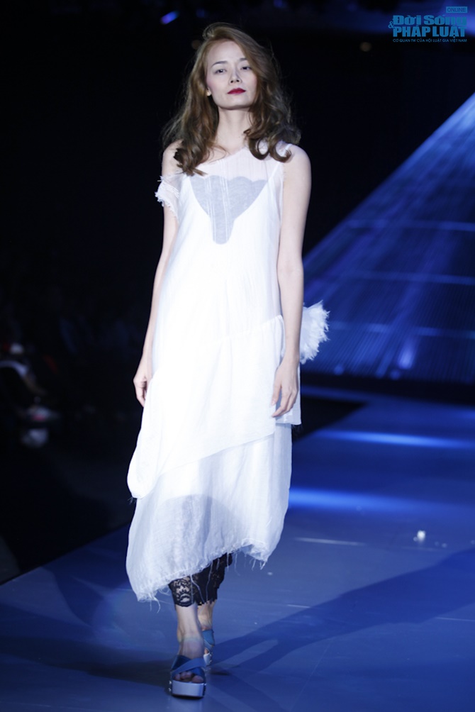 Xuân Lan cùng Li Lam Xuân Lan cùng Li Lam