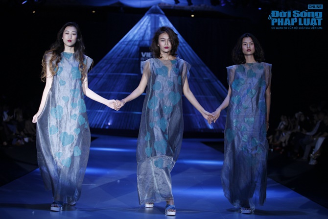 Xuân Lan cùng Li Lam Xuân Lan cùng Li Lam