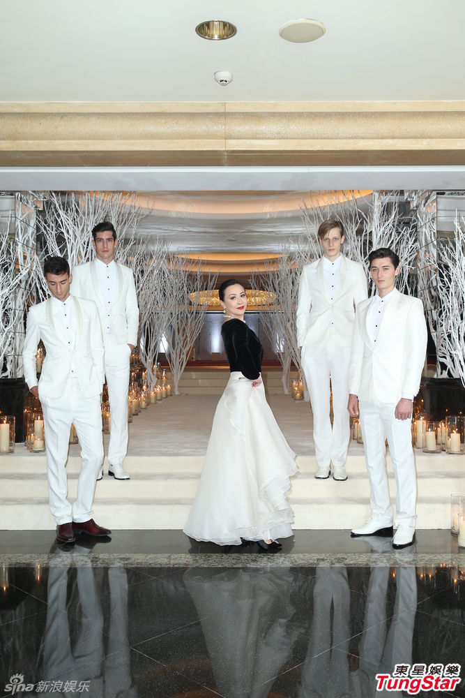 Dàn khách mời đình đám trong tiệc sinh nhật của Lưu Gia Linh