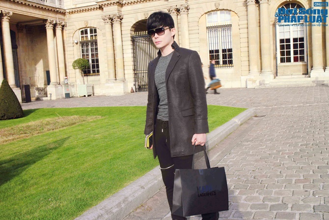 Nathan Lee diện cả cây hàng hiệu dạo phố Paris