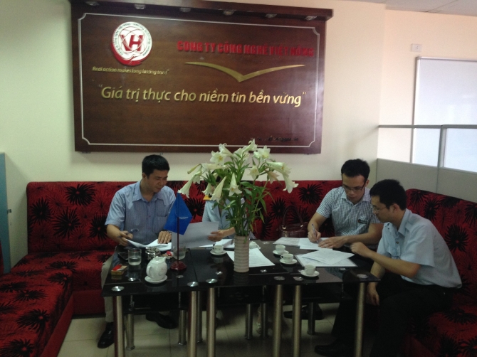 14.000 ĐTDĐ bị nghe lén: Giám đốc Công ty Việt Hồng “vô can”