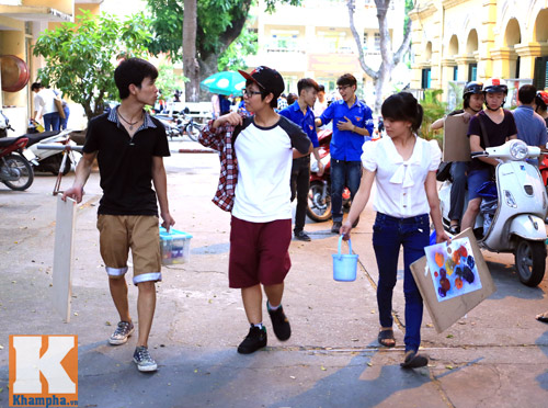 Sĩ tử mặc quần đùi đi thi đại học Sĩ tử mặc quần đùi đi thi đại học