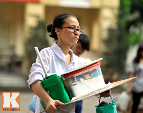 Sĩ tử mặc quần đùi đi thi đại học Sĩ tử mặc quần đùi đi thi đại học